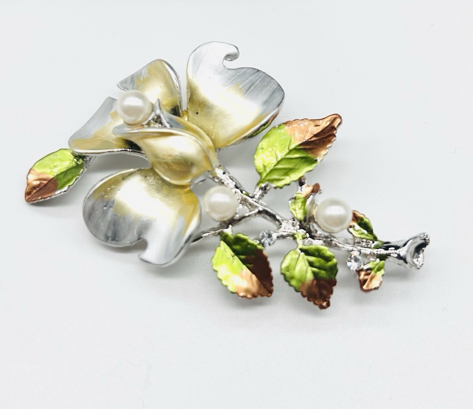 Vtg-Heavy-SILVER Tone-White Yellow Flower-POST EARRINGS & BROOCH/Pendant SET