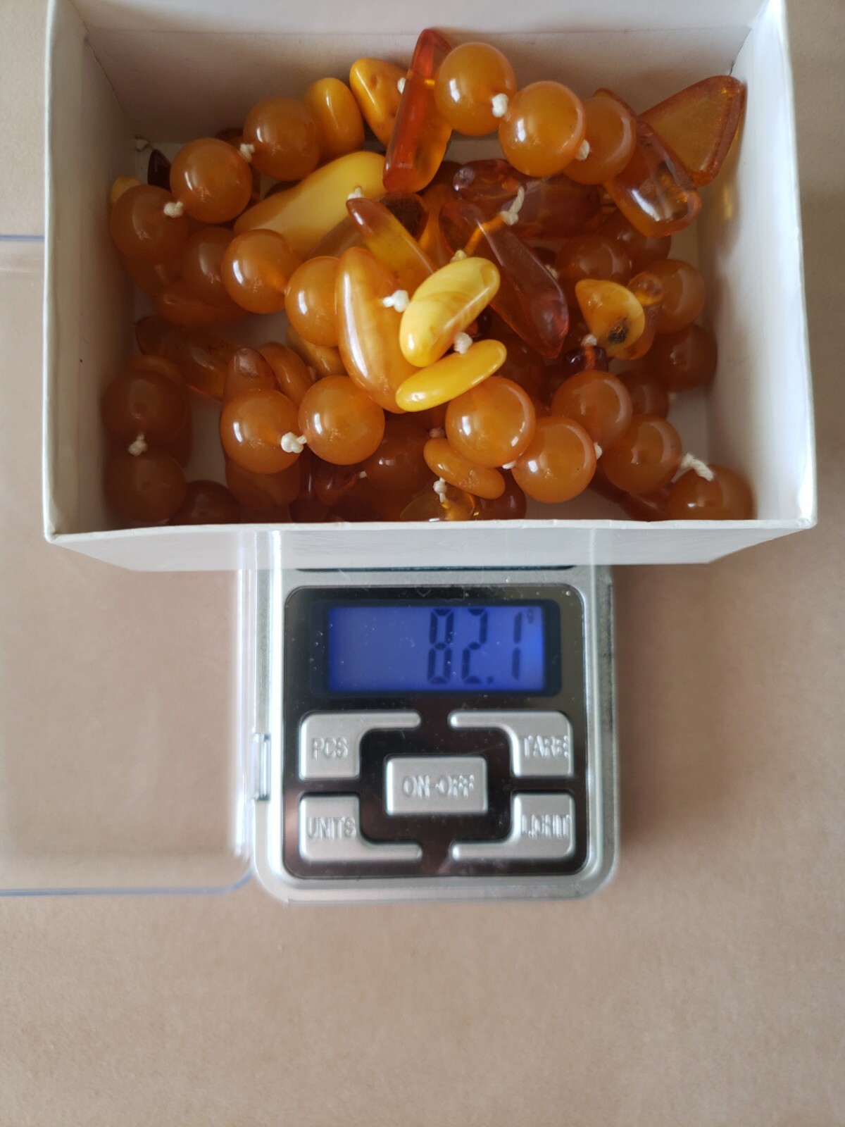 ESTATE beautiful honey Amber beaded long heavy necklace 82grams