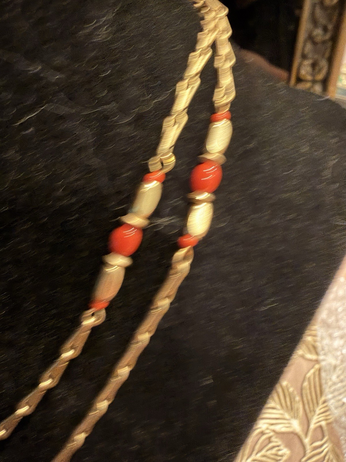 Avon Gold Tone Necklace with Red and Blue Accents Vintage Costume Jewelry 17″