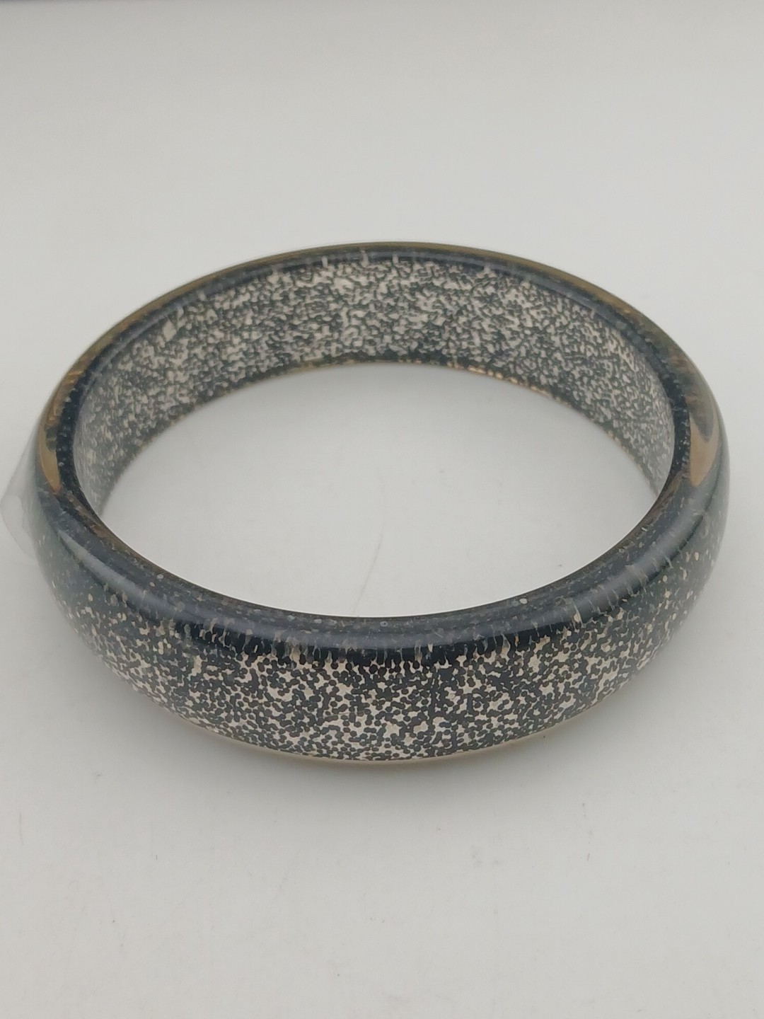 1950s SMOKE GRAY silver glitter confetti inclusions bangle bracelet size 8