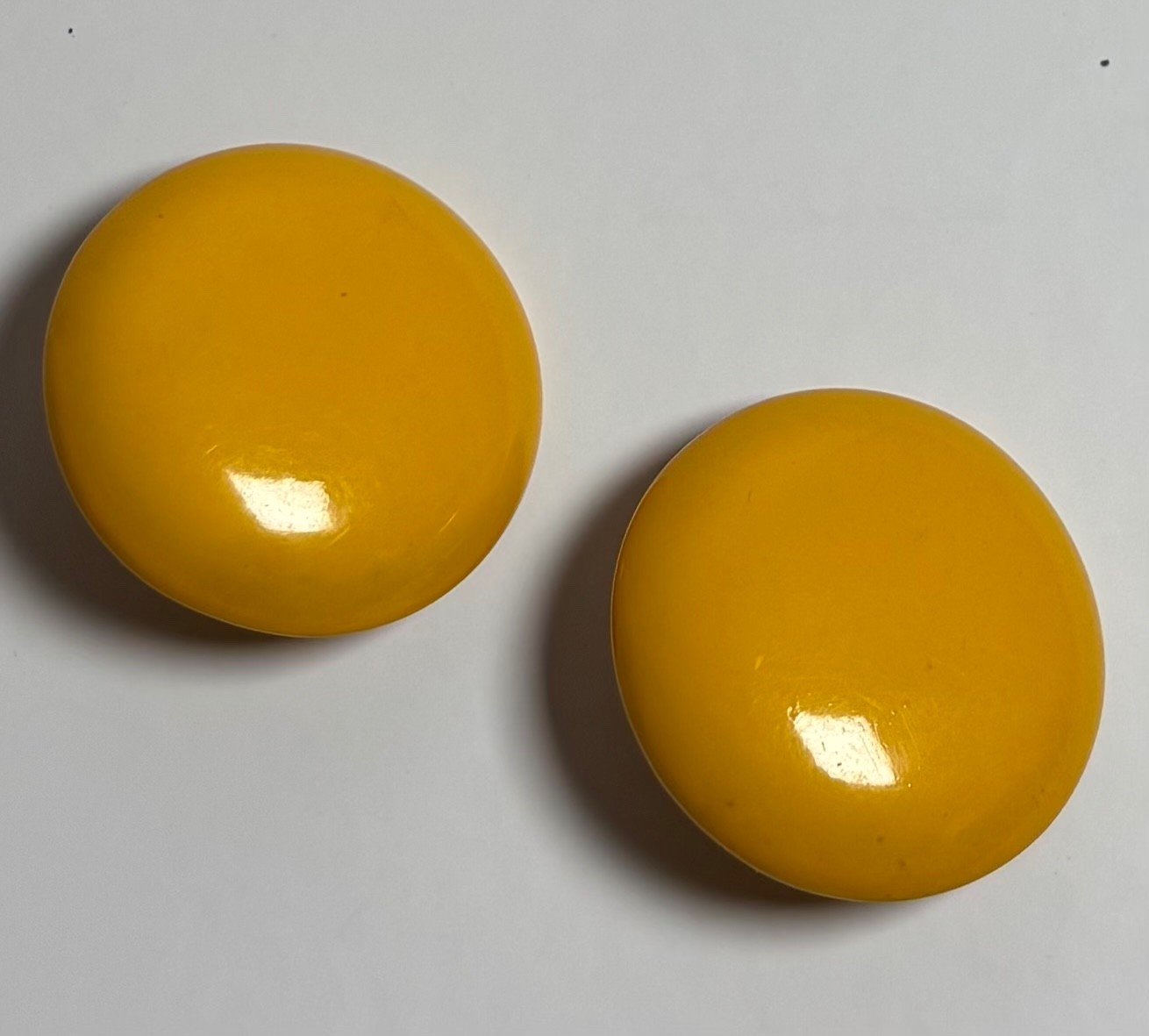 Vintage Clip On Earrings Button Style Bright Yellow Circle Retro, 1 & 1/8″ Japan