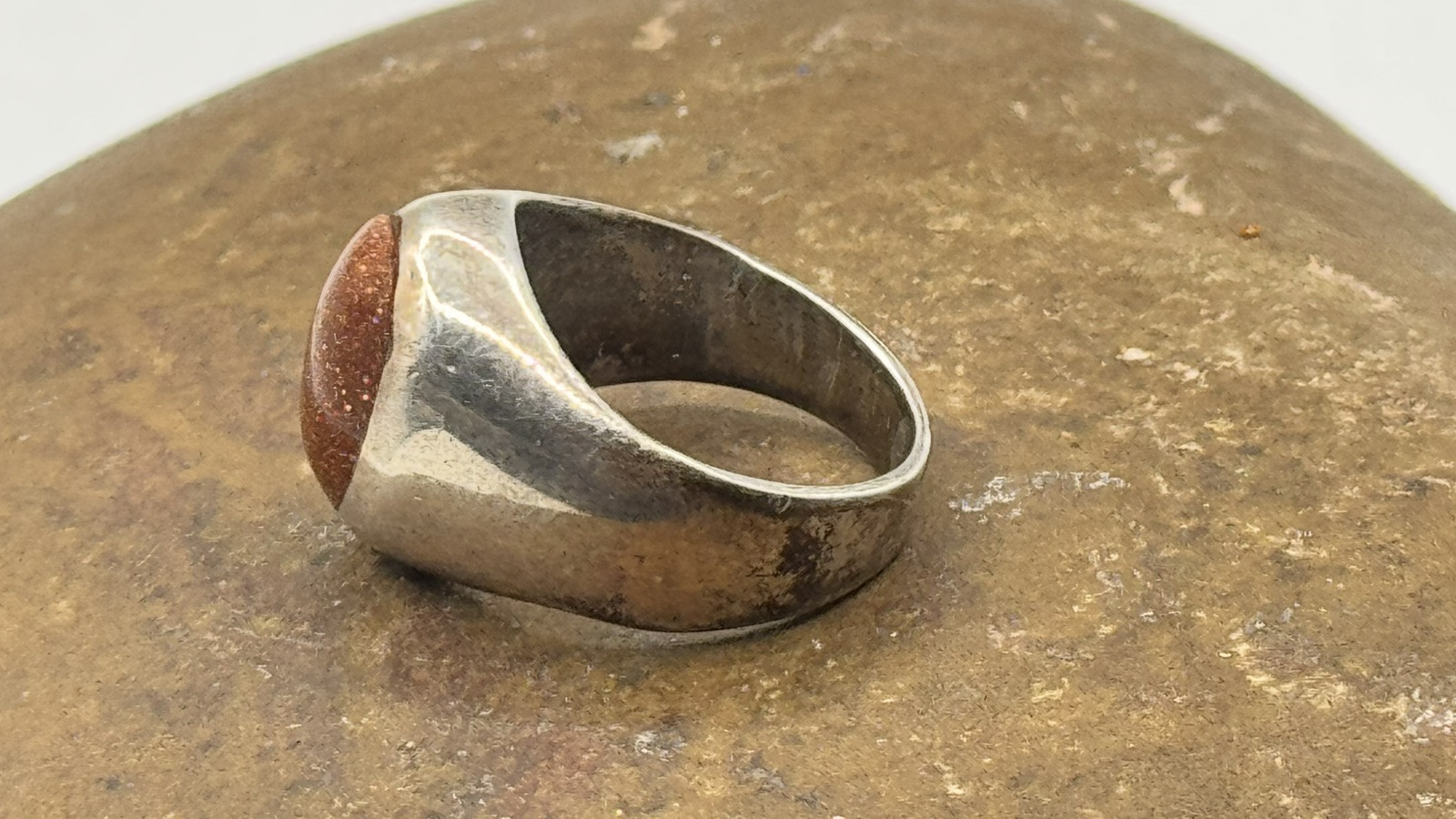 VINTAGE GOLDSTONE Sterling Silver 925 Band RING Sz 6.75