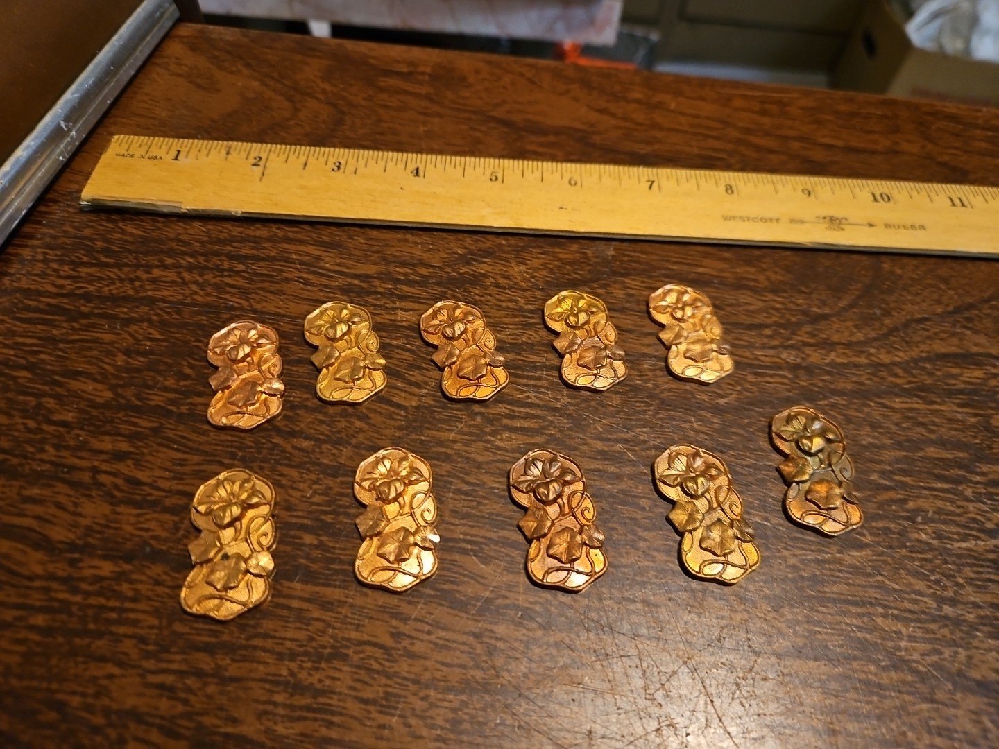 Lot Of 10 Flower On Vine France Vintage 60s Brass Stampings Findings Jewelry
