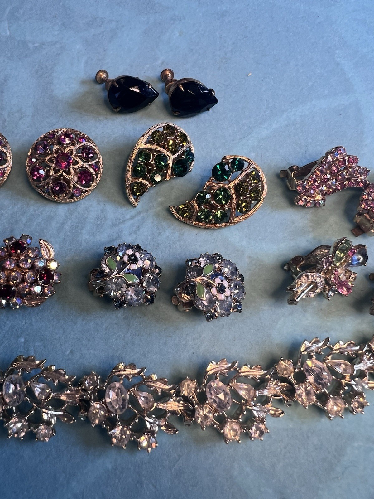 Lot 7 Pr Vintage Clip Earrings Lisner, Kramer, Weiss & Haskell & Lisner Necklace