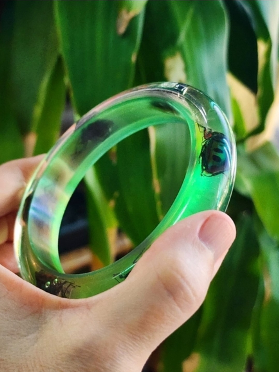 Vintage Green Juice Lucite Beetle Bangle