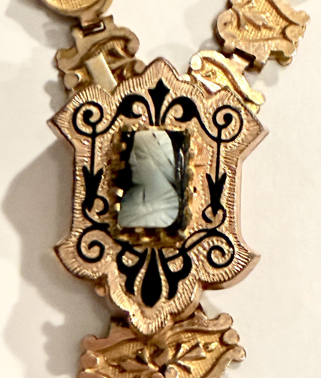 VICTORIAN GOLD Filled Book Chain Hard Stone CAMEO NECKLACE