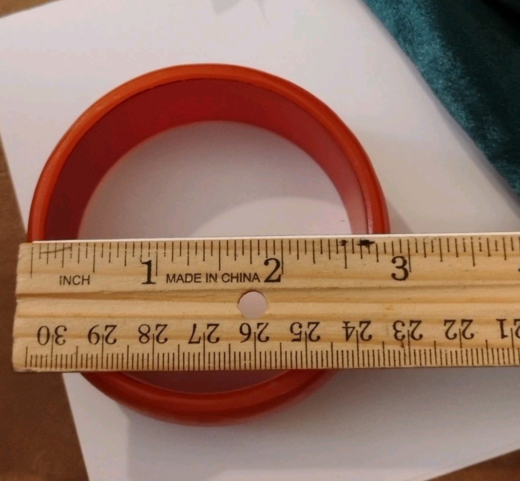 Vintage Orange Candy Toned Thick ACRYLIC/Lucite Bangle Bracelet!