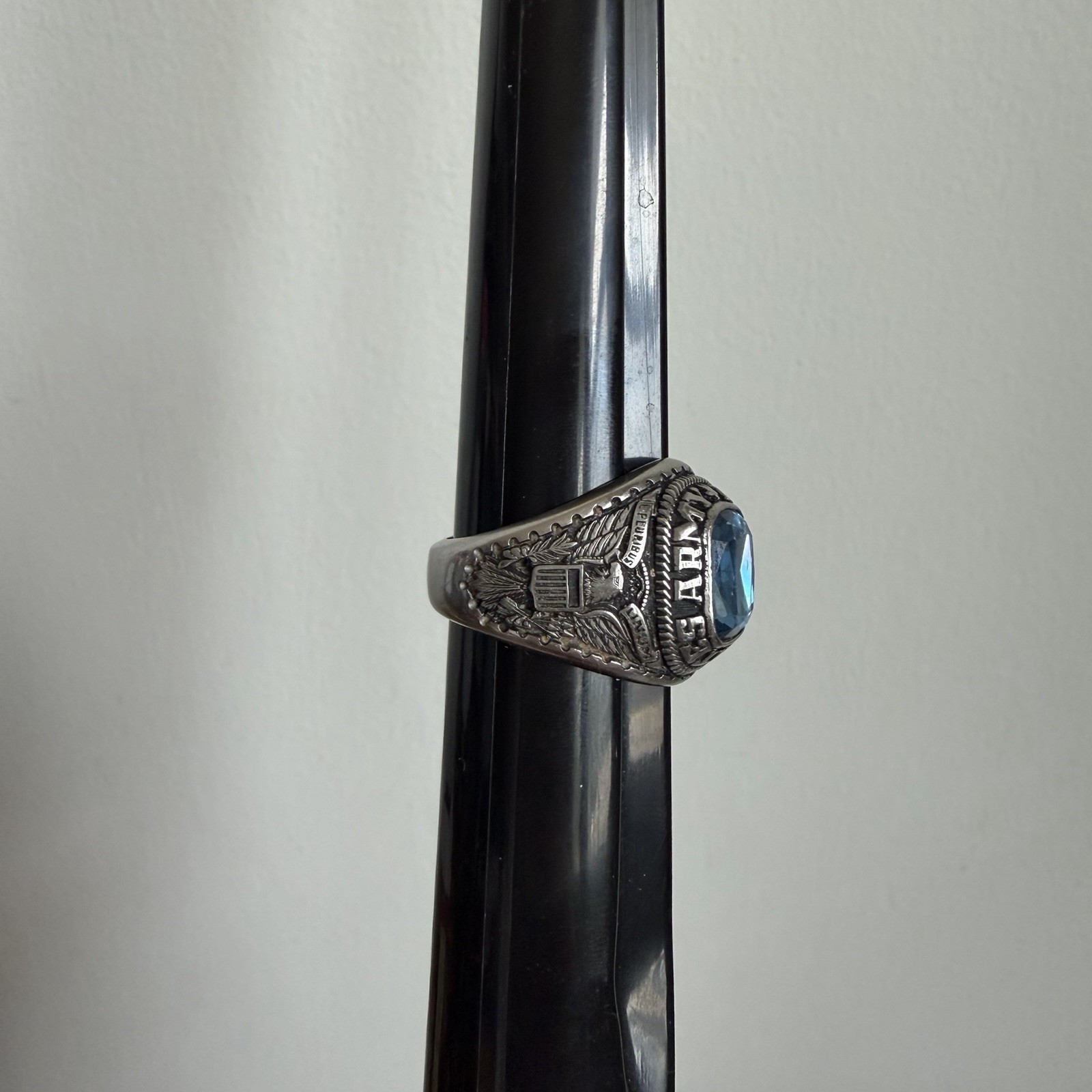 Vintage Jostens United States Army Class Ring Blue Stone Approx Size 12