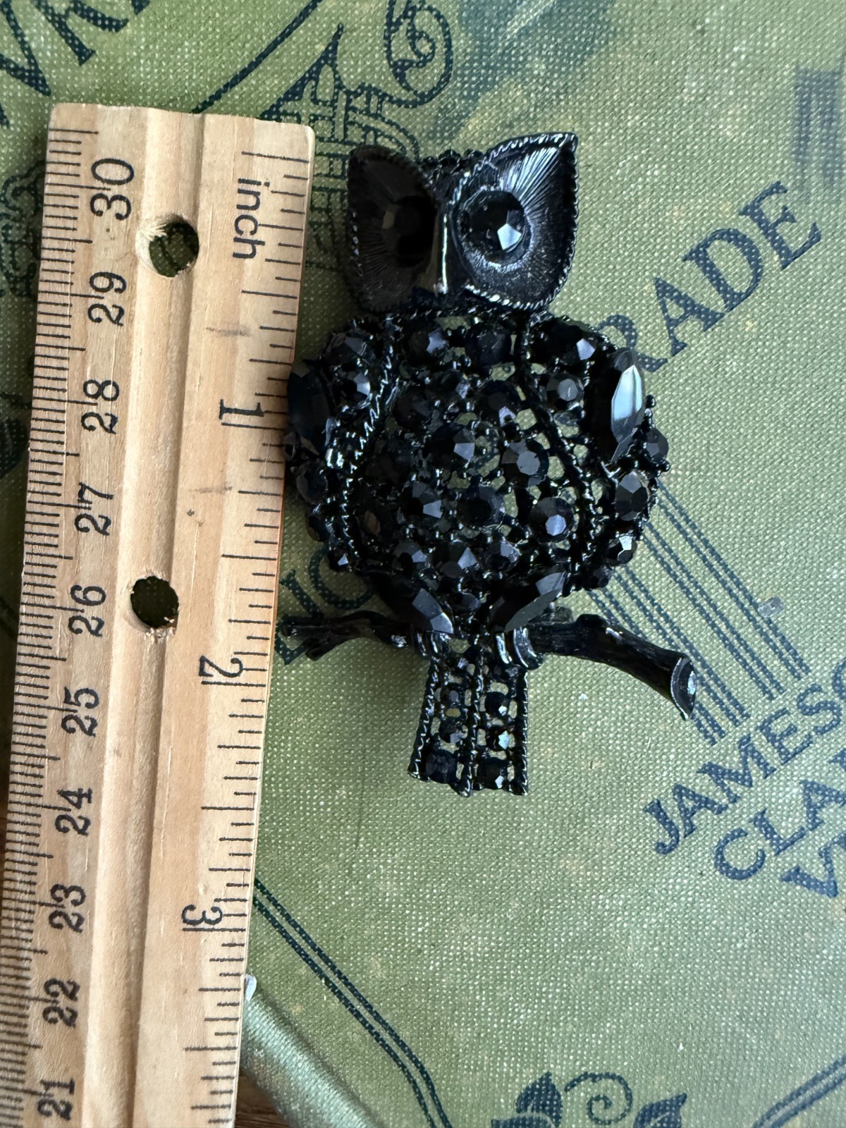 Vintage Owl Figural Black Rhinestone Black Metal Brooch Unsigned