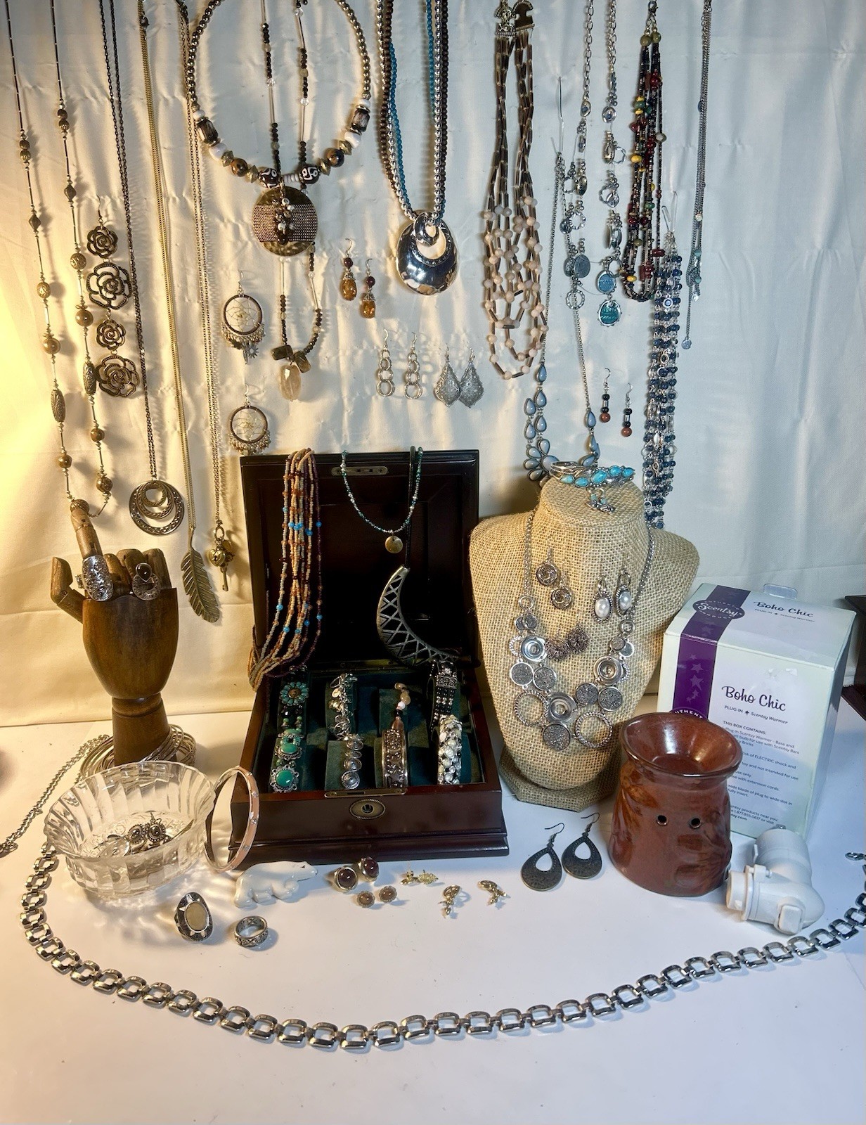 Southwestern/Boho/Chic Jewelry Lot 80 Piece, Vintage/Modern/Estate