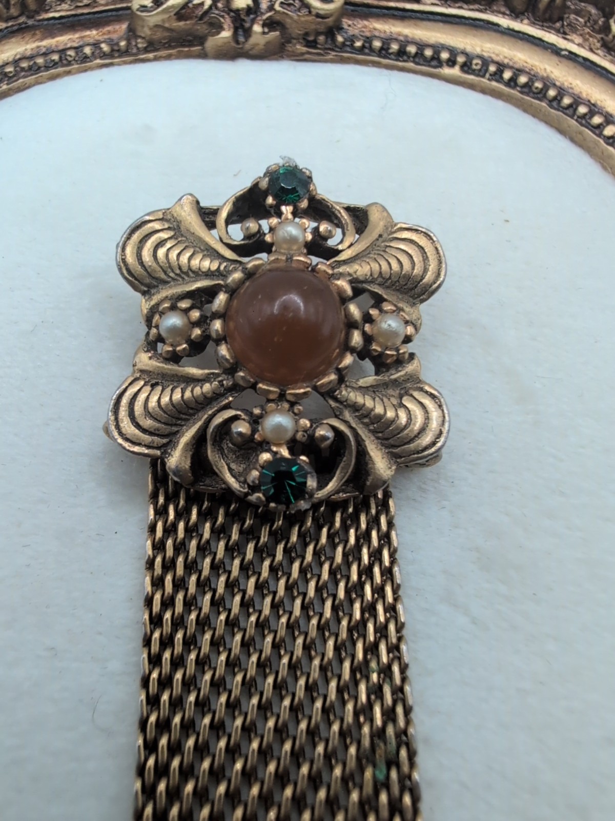 Victorian Mesh Dangle Style Brooch Ornate With Rhinestone Faux Pearls Gold Tone