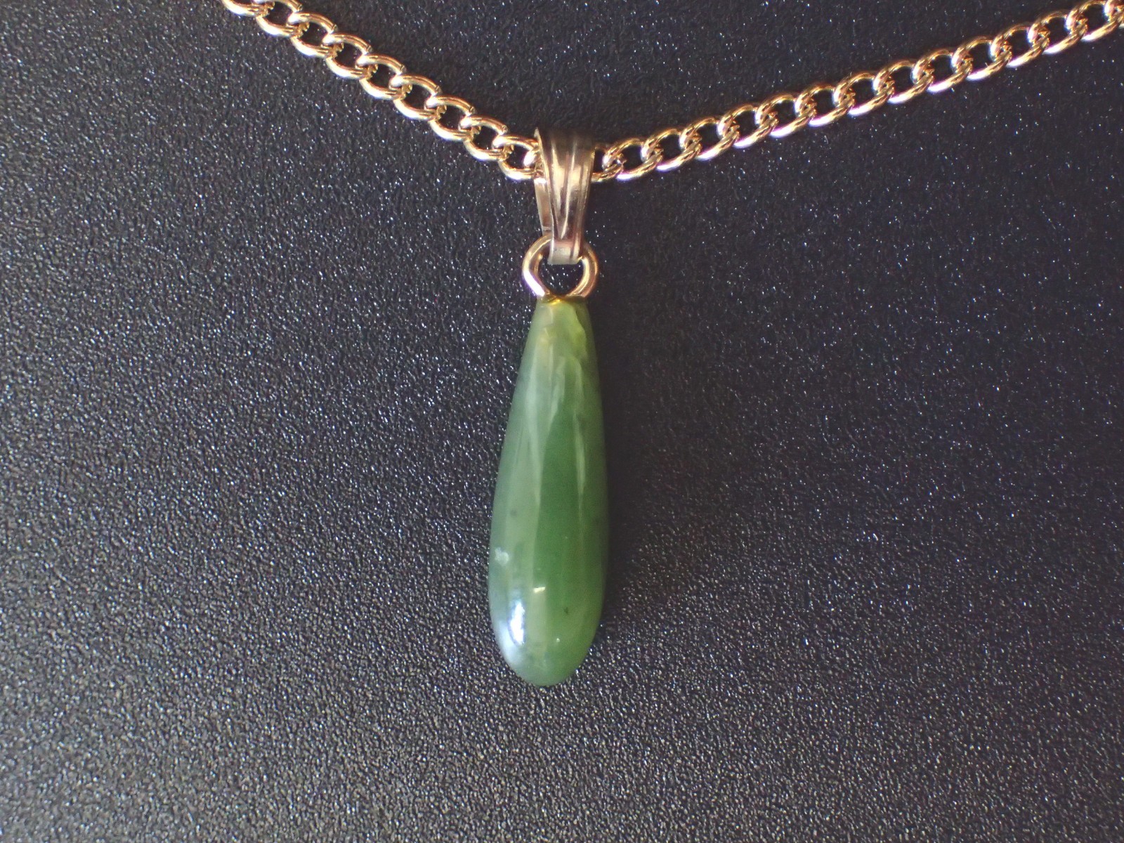 Vintage Jade Pendant with Gold Tone Necklace. New Old Stock.