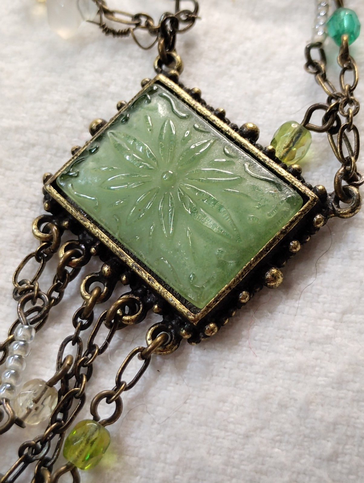 Vintage Uranium Glass Necklace with Added Beads. Excellent Condition