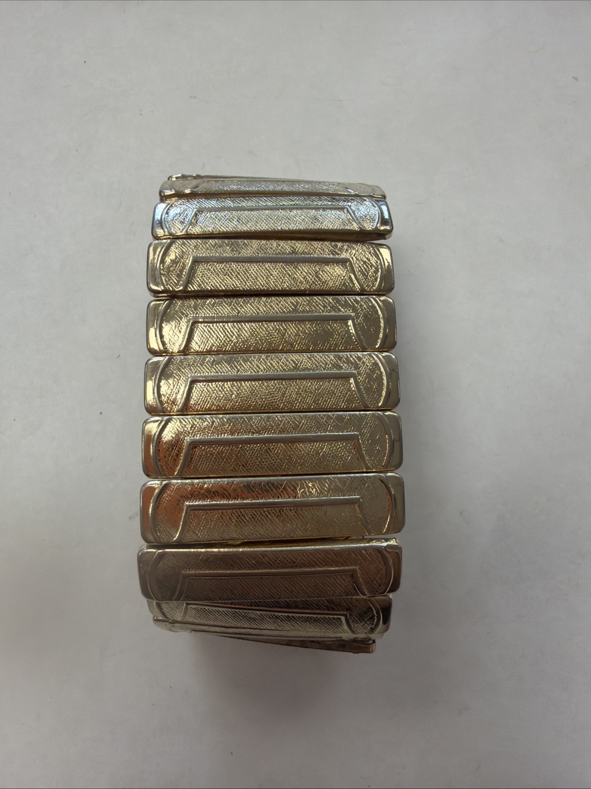 Vintage 1970’s Gold tone Expandable Stretch Textured Bar Link Metal Bracelet