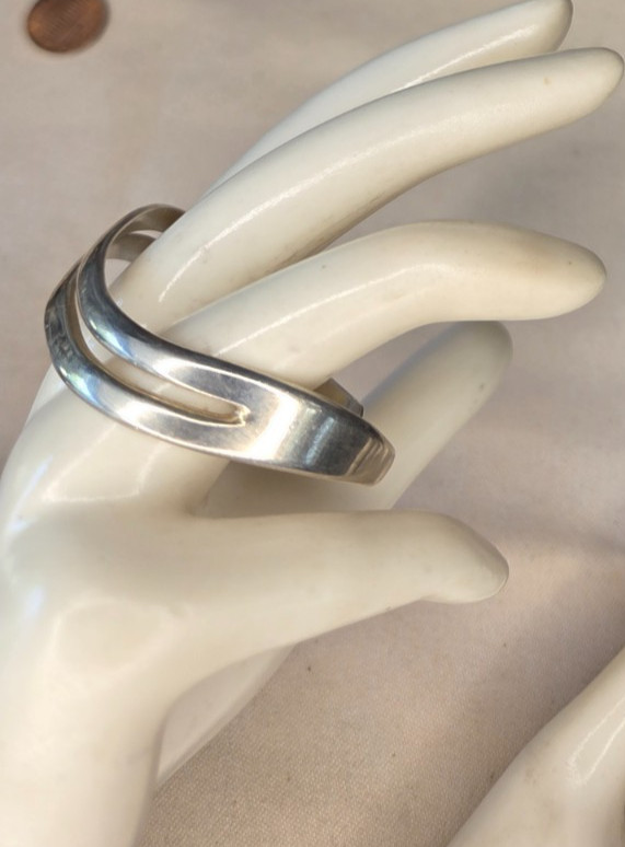 Solid Sterling Silver Vtg Mexico 2 Row Cuff Bracelet Signed AT w/ Beehive 18.7g
