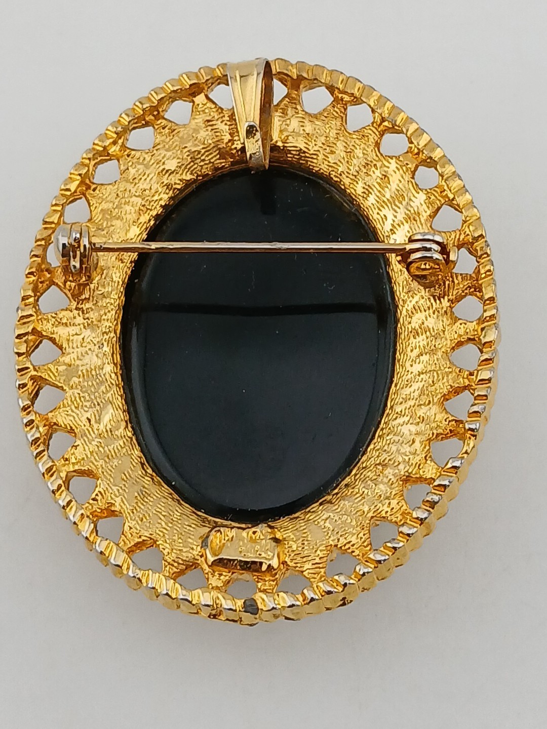 Signed CELEBRITY gold tone black glass clear stones rose cameo pendant brooch