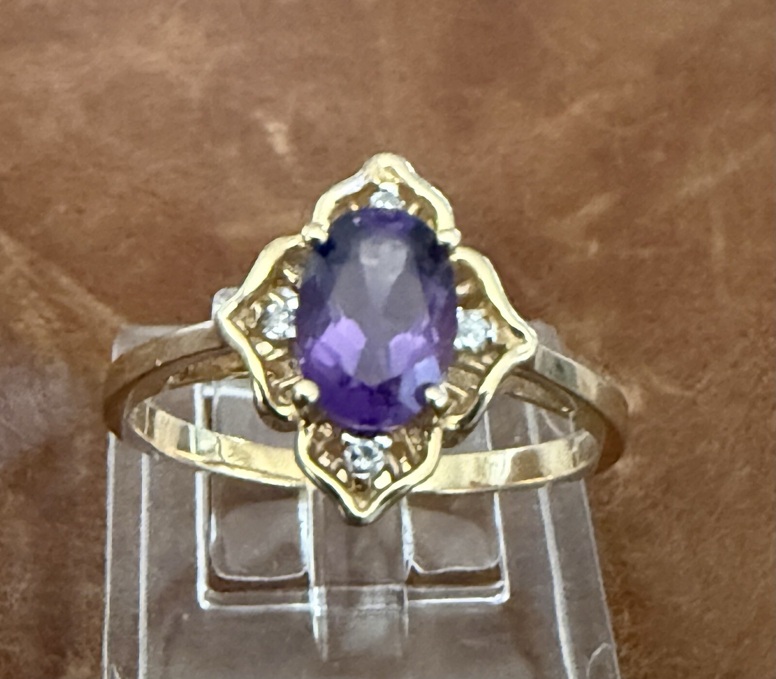 Vintage 14k Yellow Gold Amethyst With Diamond Accents Cocktail Ring Size 7.75
