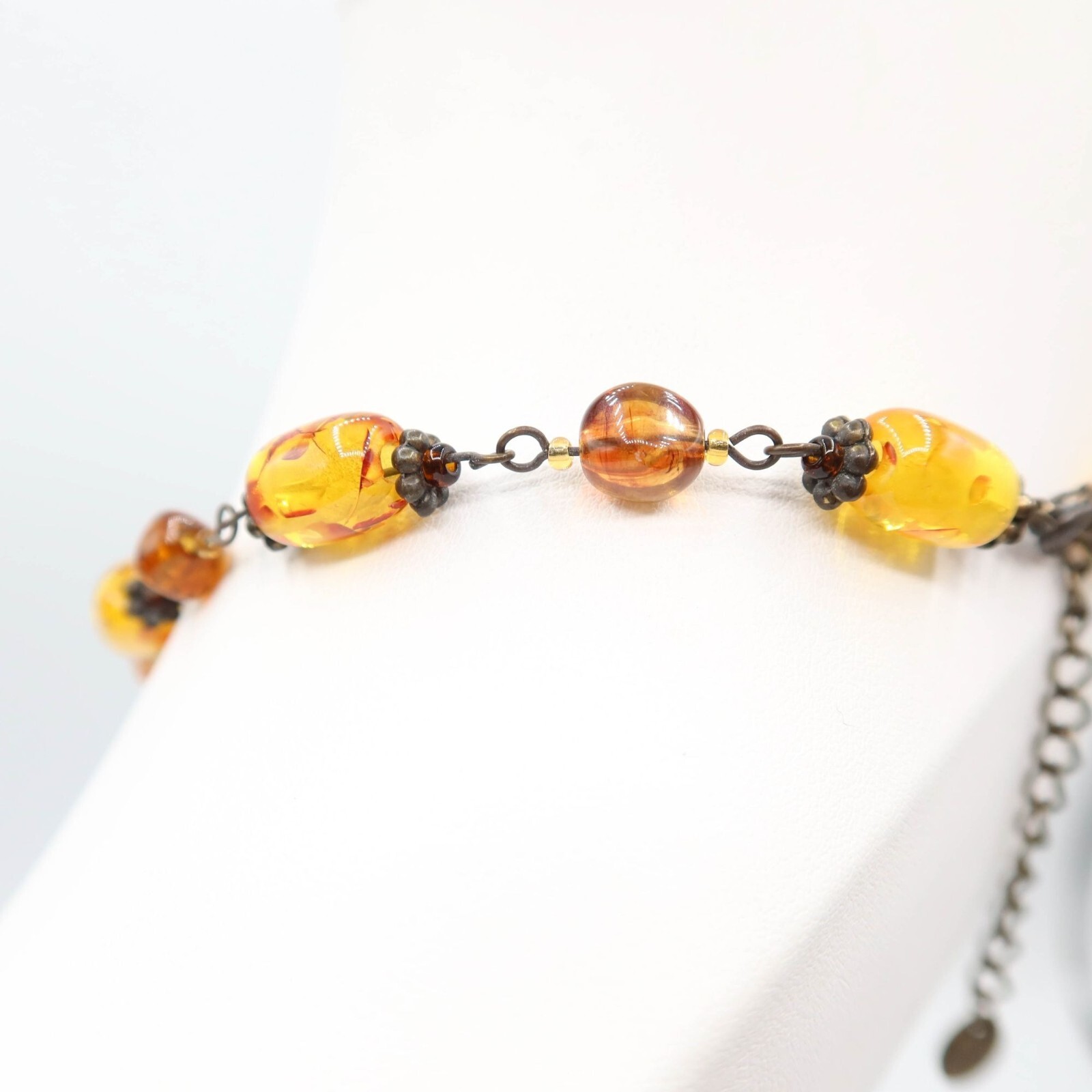 Faux Amber Bead & Antiqued Brass Choker Fashion Necklace 19″ Unsigned