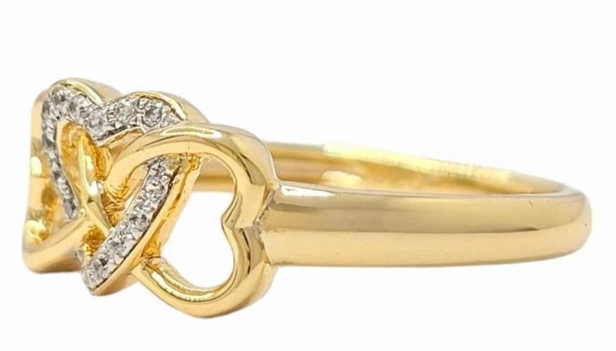 0.12TCW Round Cut White Moissanite Heart Shaped Women’s Ring 10K Yellow Gold FN