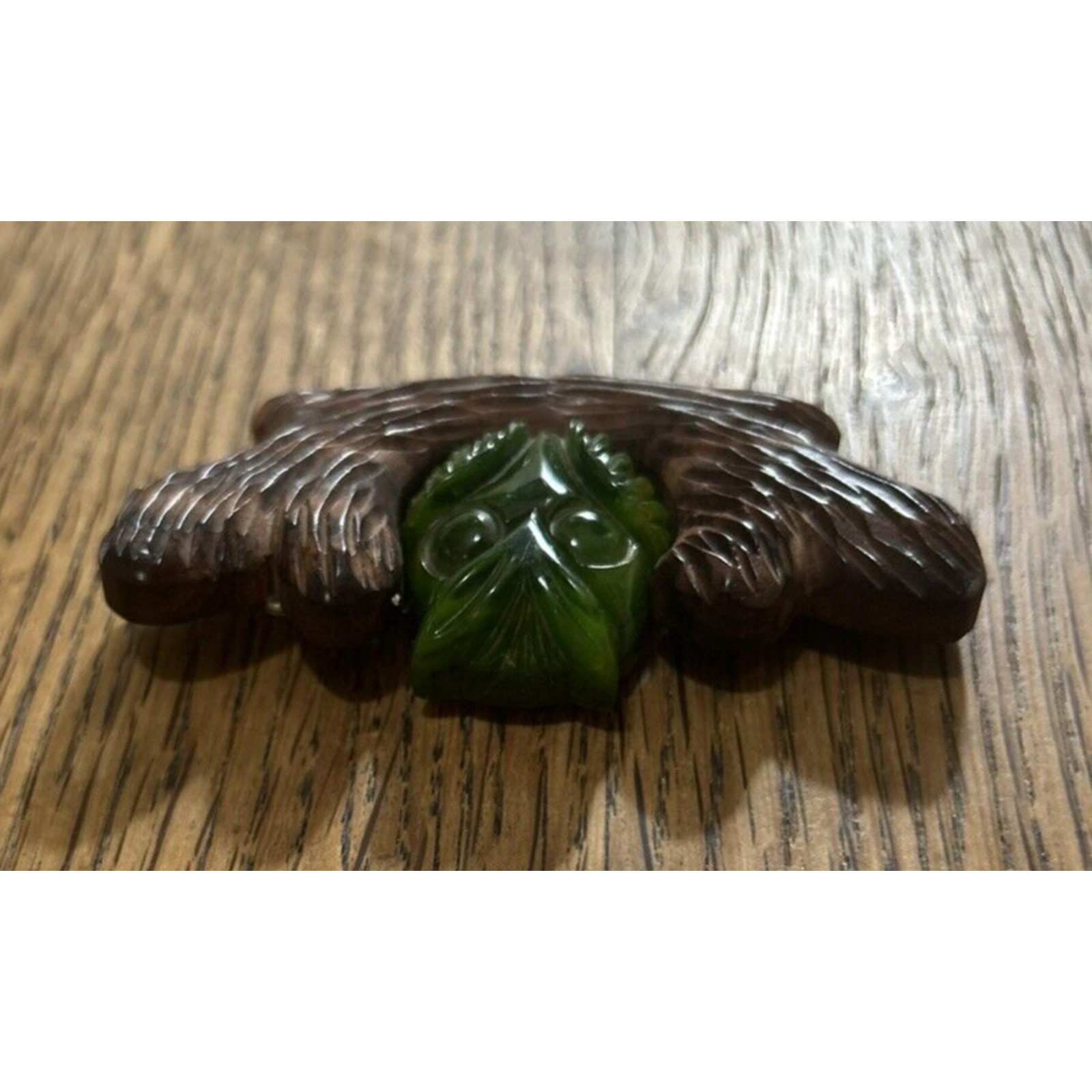 BAKELITE GREEN OWL ON CARVED ROSEWOOD MARTHA SLEEPER WOODLAND CREATURES 30s RARE