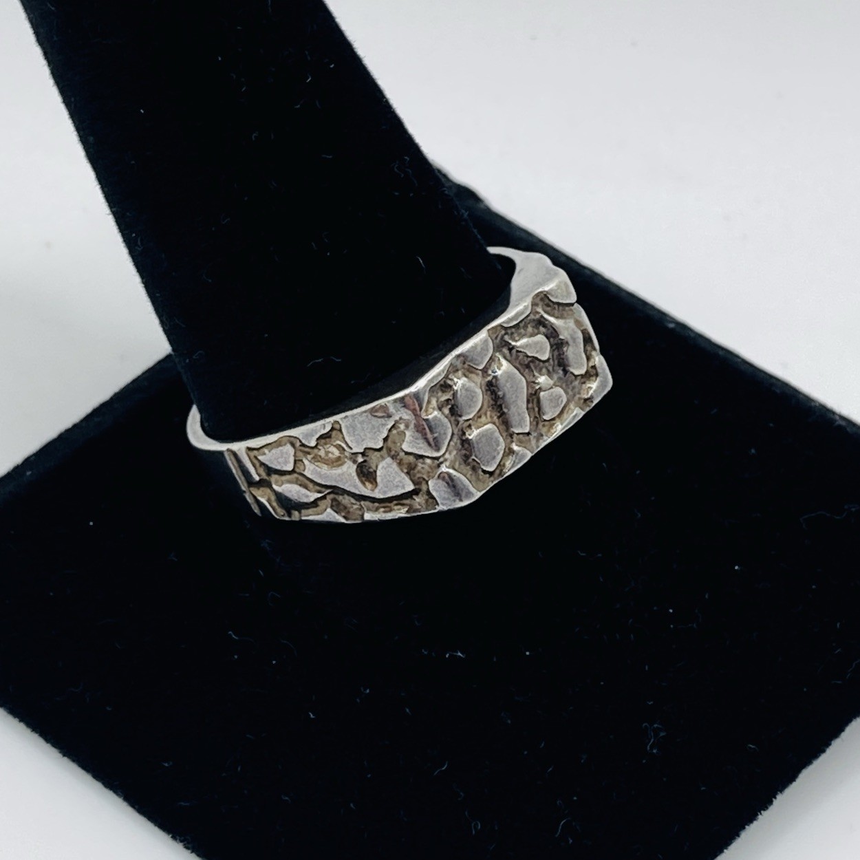 Modernist Sterling Silver Hammered Textured Signet Ring Size 12 Vintage