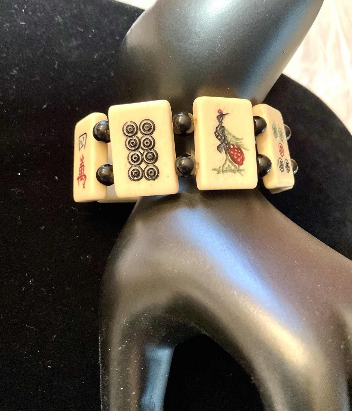 VINTAGE ASIAN CHINESE MAHJONG TILE STRETCH BRACELET
