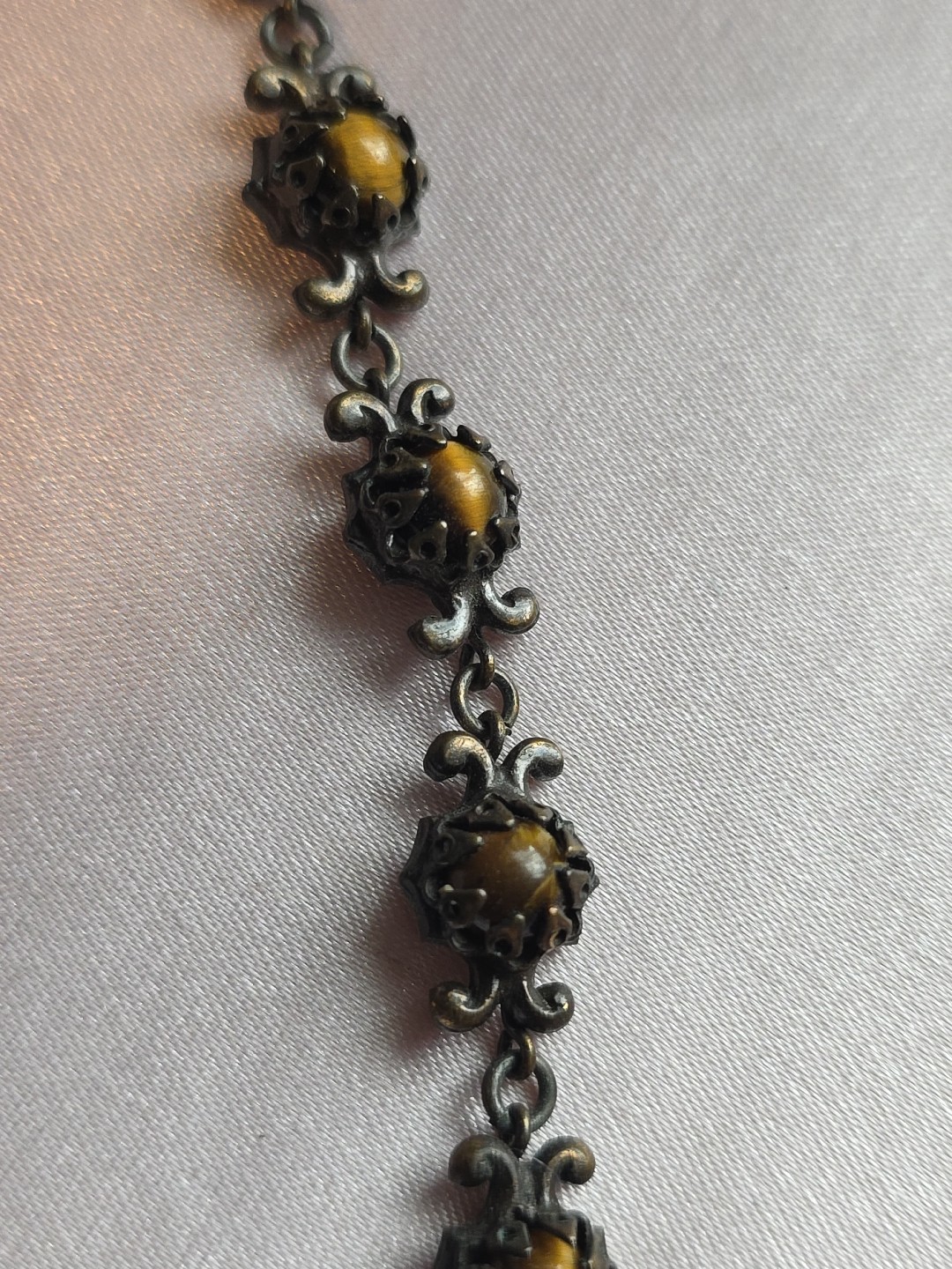 Vintage 7.5 Inch Bracelet