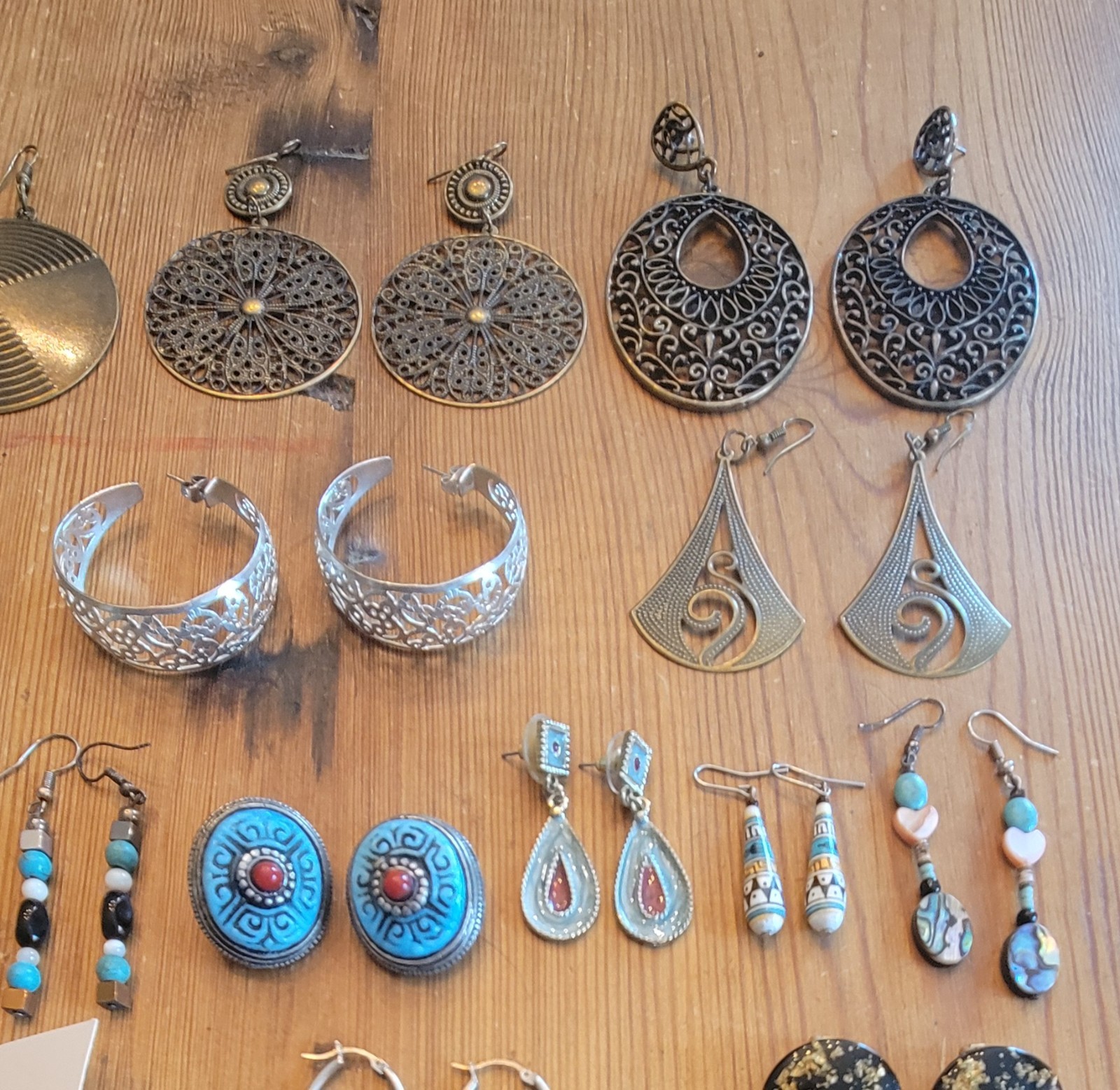 Lot Of 40 Pairs Wearable Vintage Fashion Earrings Wear Or Resell Great Variety