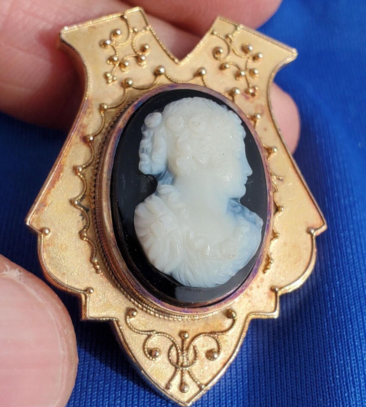 Victorian Memory Locket Brooch Antique 14K GOLD Deco HardStone Onyx Cameo Broach