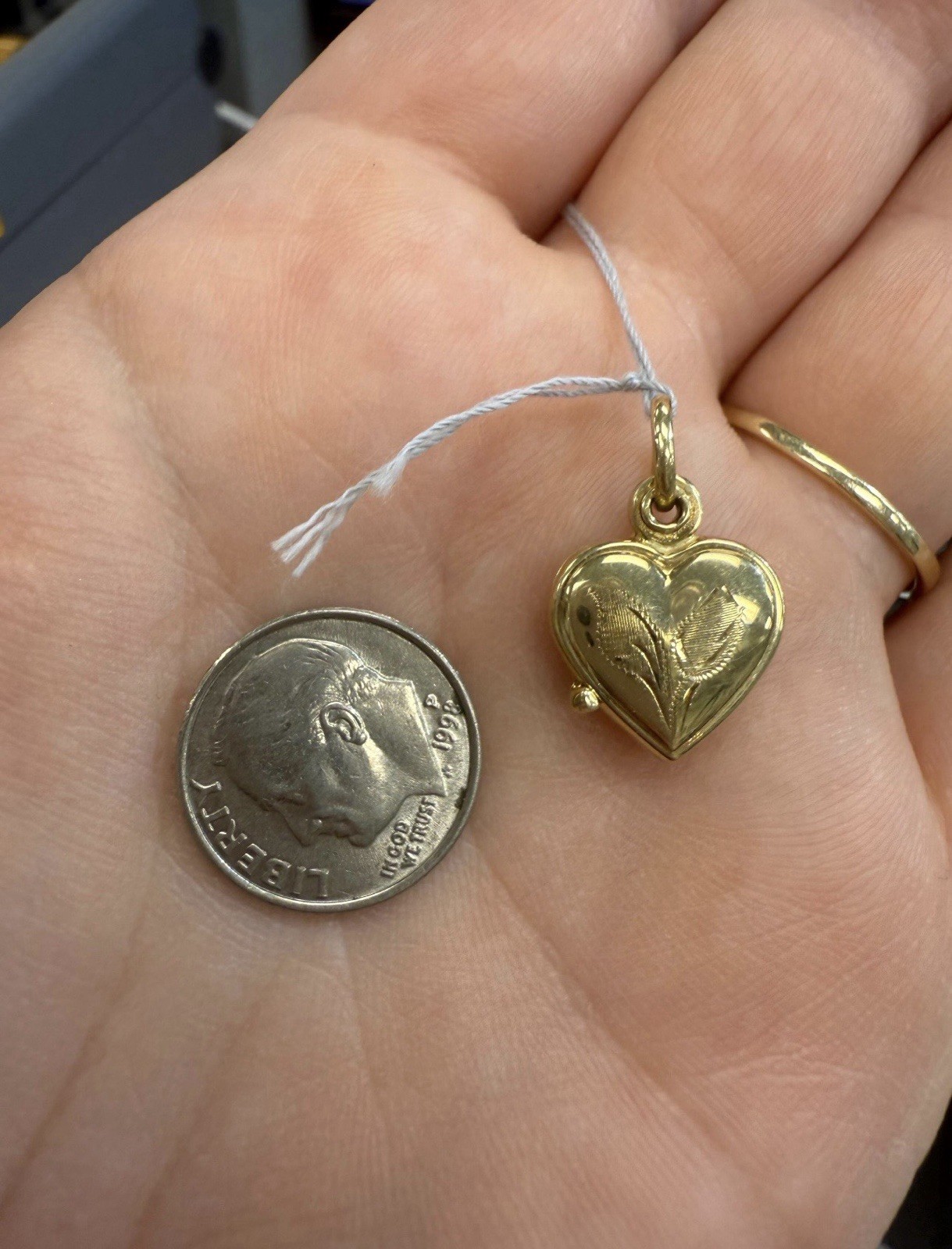 14k Gold Sliding Heart Locket