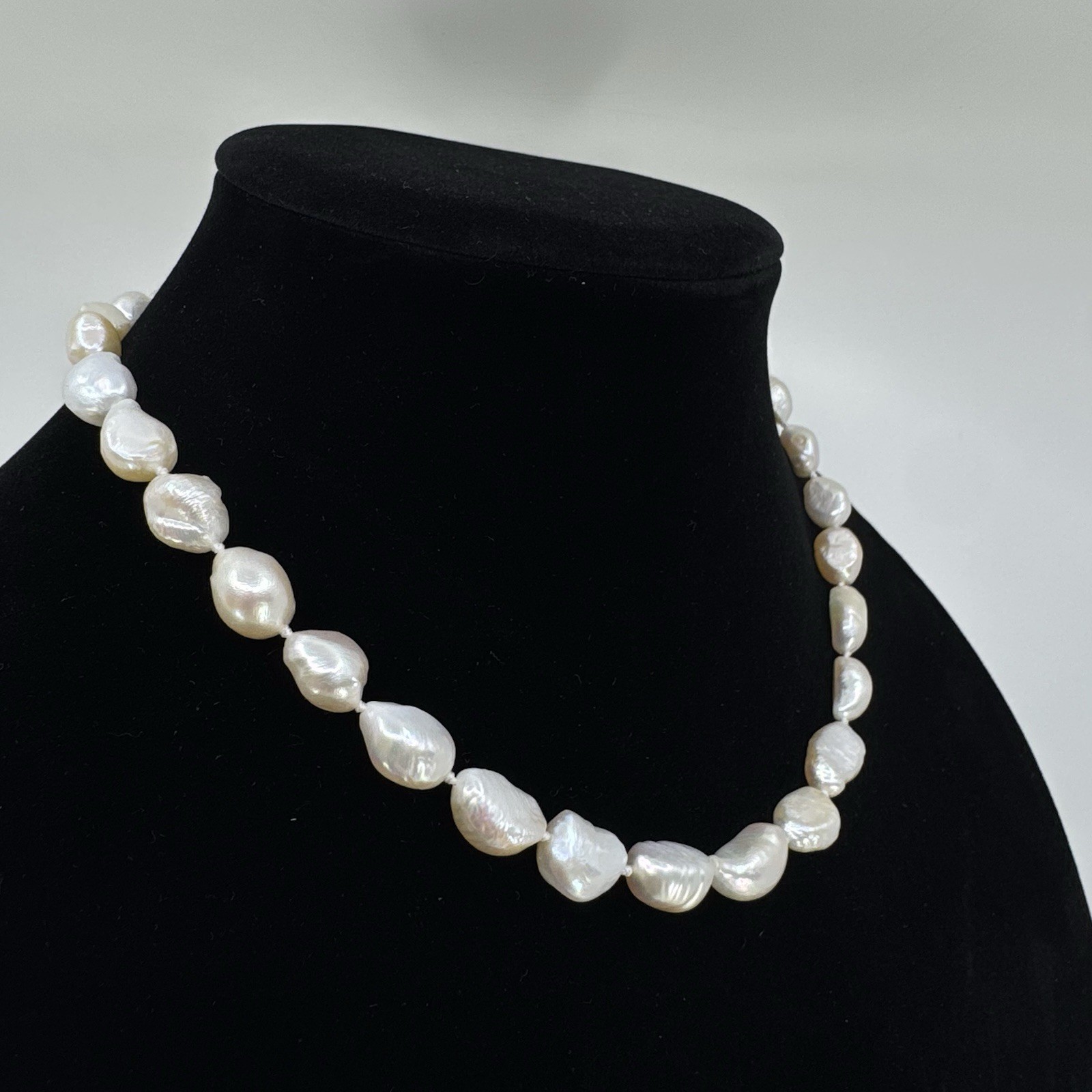 Baroque Pearl Necklace Natural Freshwater 16” Knotted 8.5-9.5mm Pearls VTG