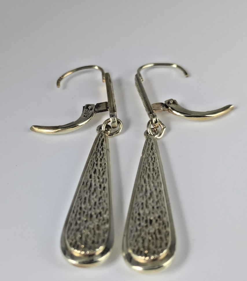 Rare Vintage 14K Gold 3.71g Teardrop Dangle/Drop Leverback Earrings With Texture