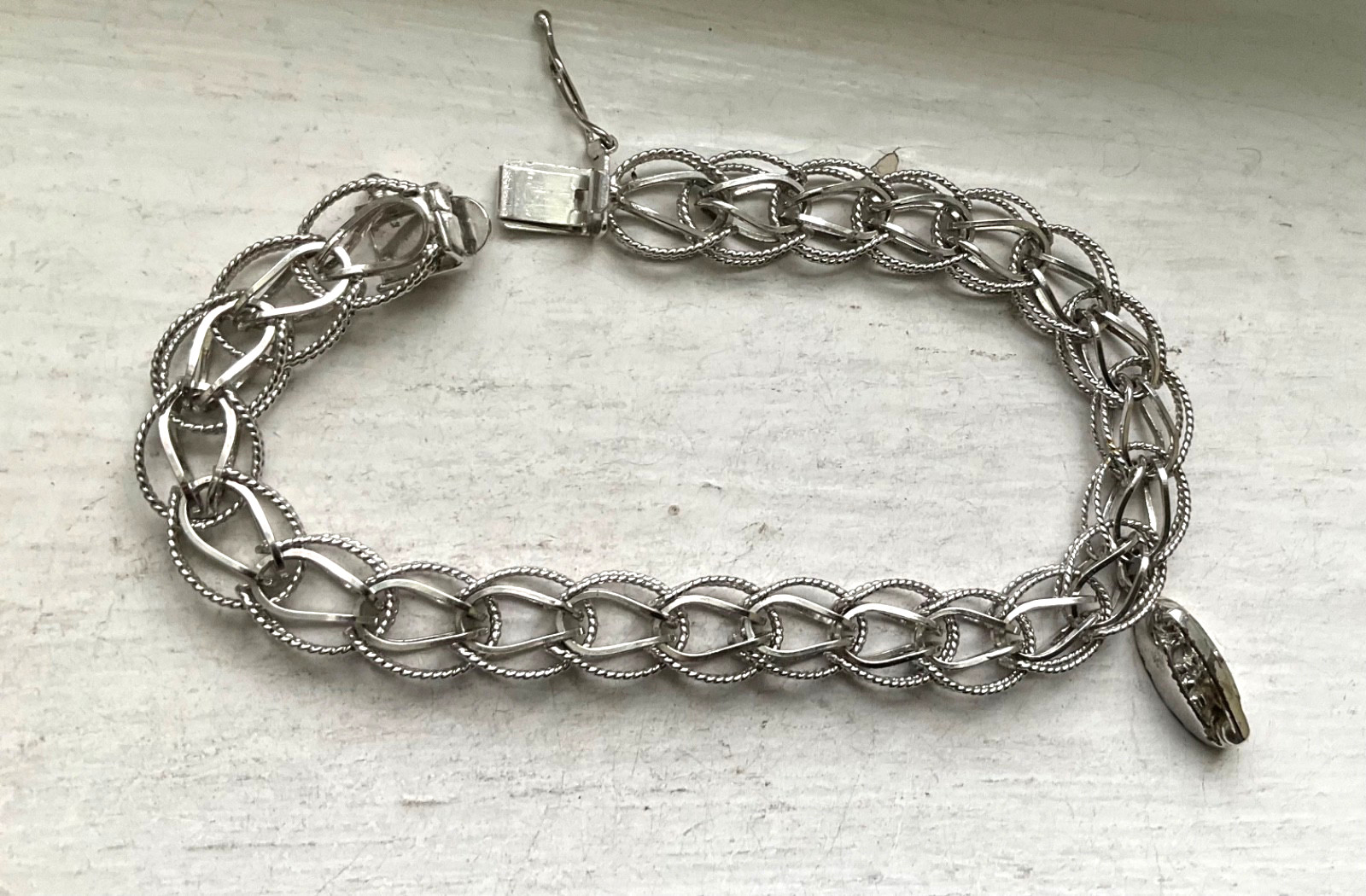 Vintage AIRFLEX USA Starter SILVER CHARM BRACELET Wearable 7 1/2” Traditional