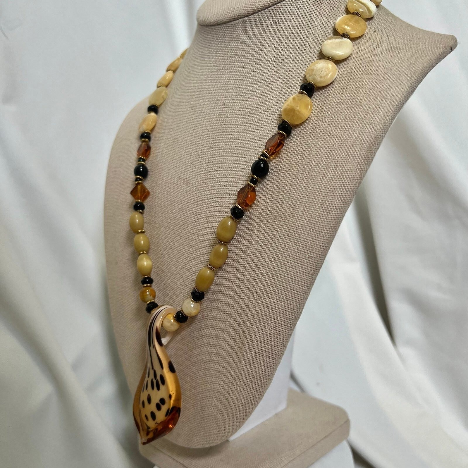 Boho Genuine Yellow Calcite Stone Handblown Art Glass Pendant Gold Tone Necklace