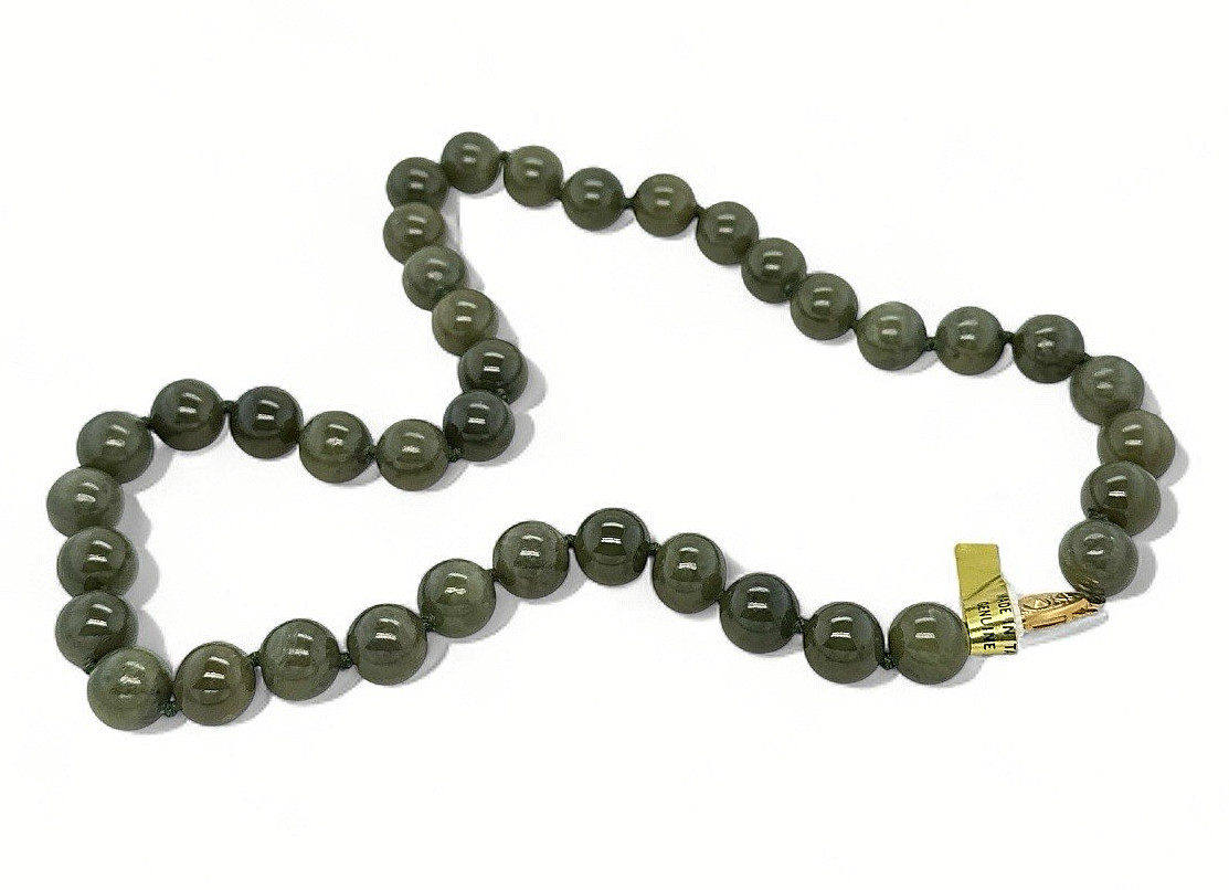 Vintage gold ART DECO CHINESE JADE BEAD necklace OLD STOCK 17 3/8″ 10 MM #A