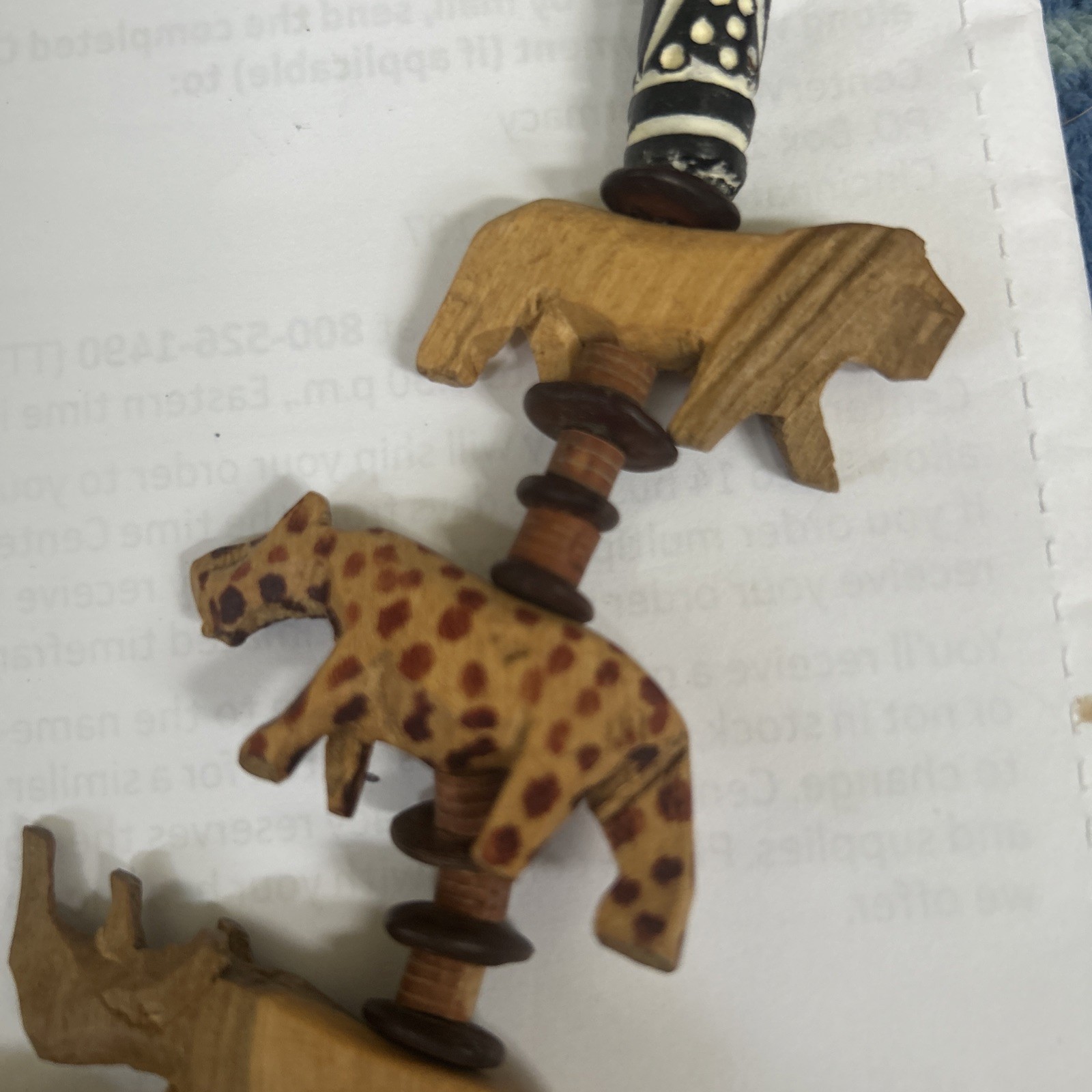 Vintage African Necklace Hand Carved Wooden Safari Animal Beads 24” Giraffe 🦒 ￼