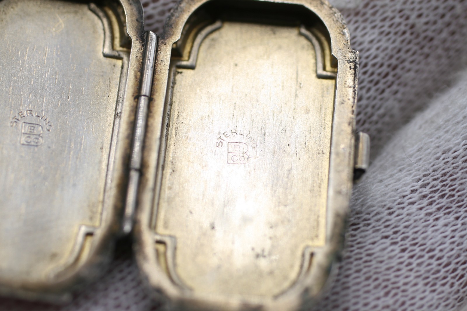 ORIGINAL Antique Deco STERLING SILVER 925 Pendant Vintage Lozenge Locket R10