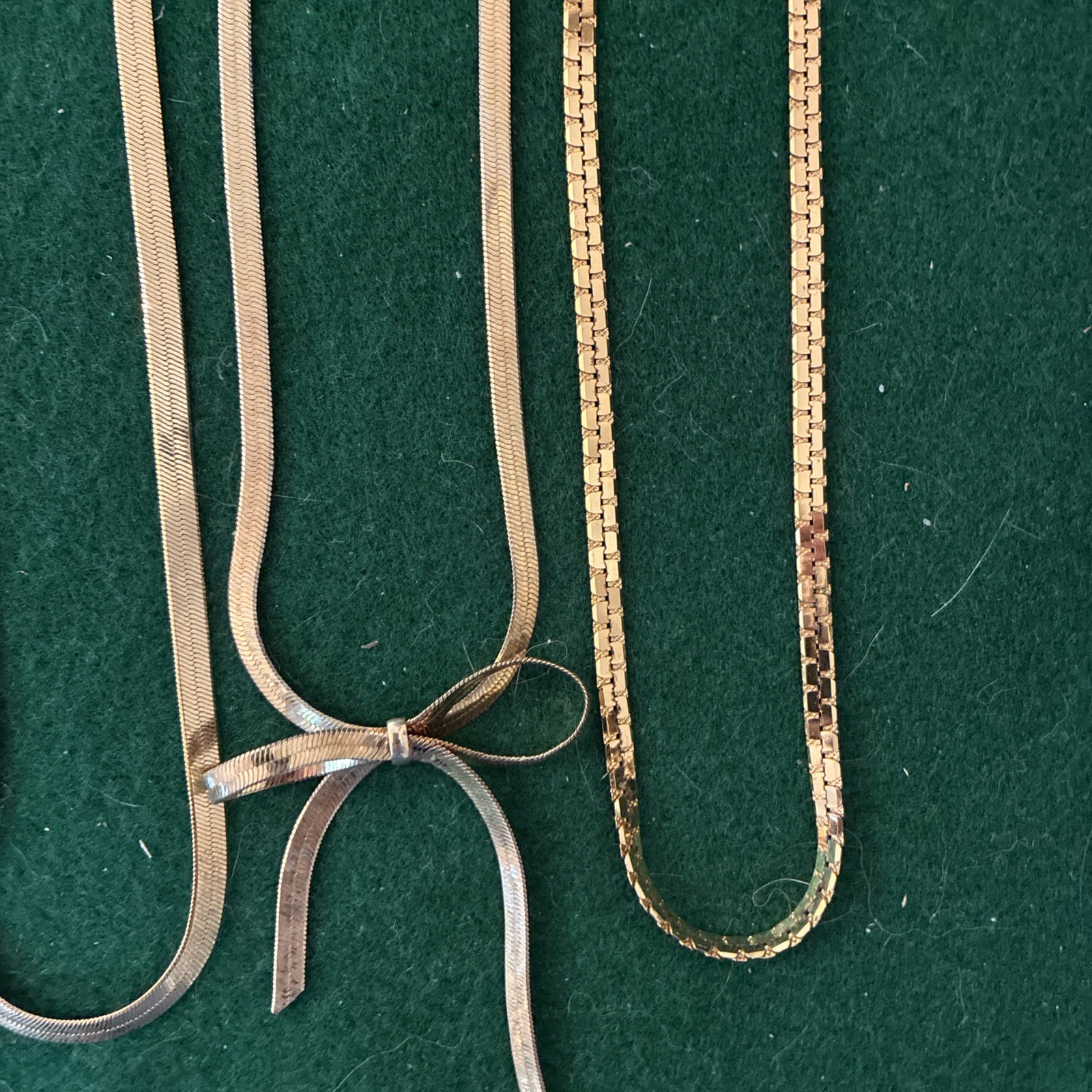 4 Classic Thin Gold tone Flat Chain Shiny Necklace (3) & Bracelet NAPIER & Other