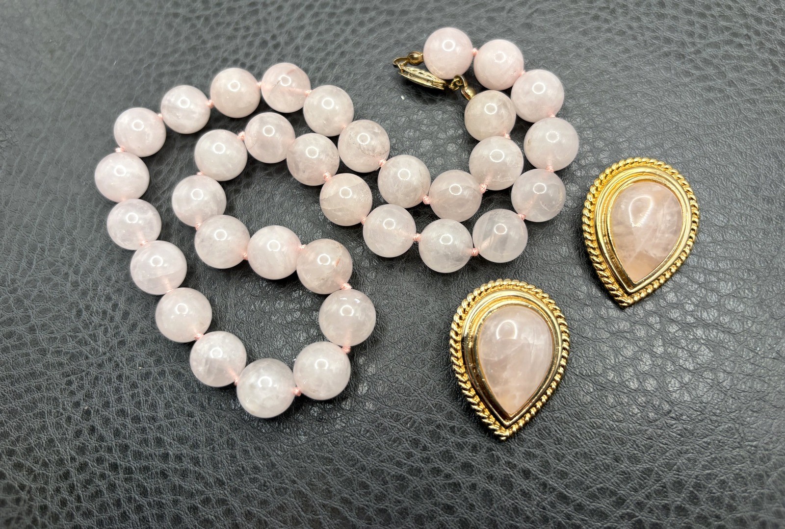 Vintage 80s Rose Quartz Hand Bead Necklace Gold Tone Teardrop Clip Earrings Set