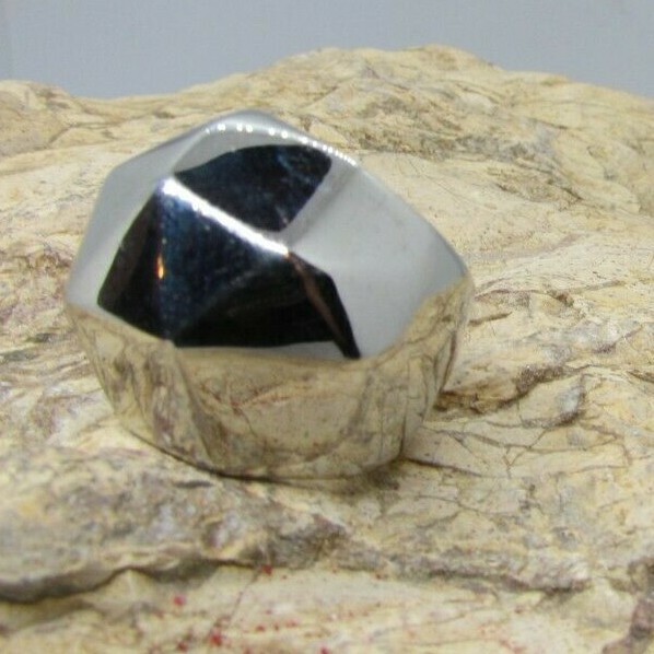 Ladies stainless steel ring no stone Silver Tone FAUCTED Chunky Thick RARE SZ 5