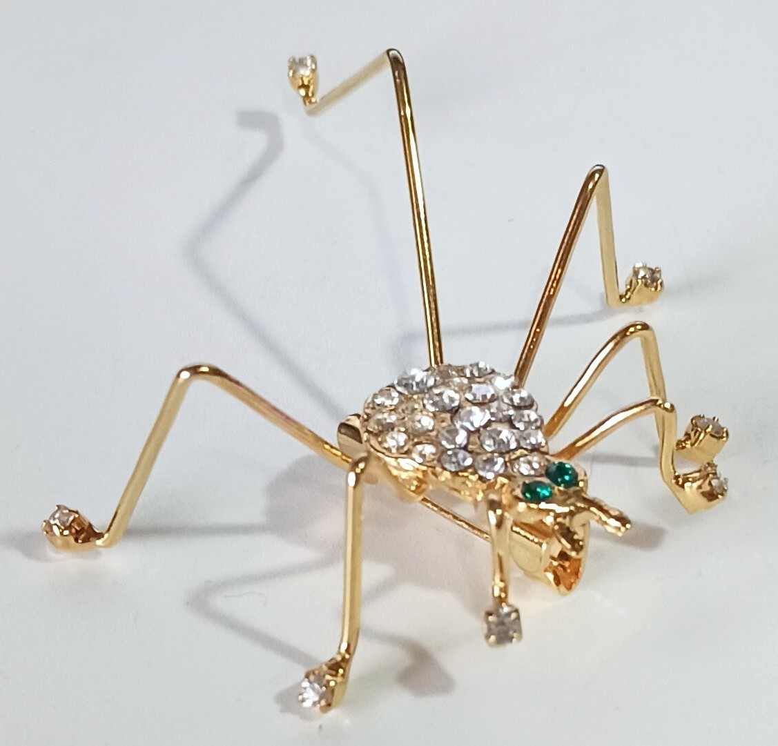 Vintage Bright Gold-tone Green & Pave White Rhinestone 3D Spider Brooch 2.25″