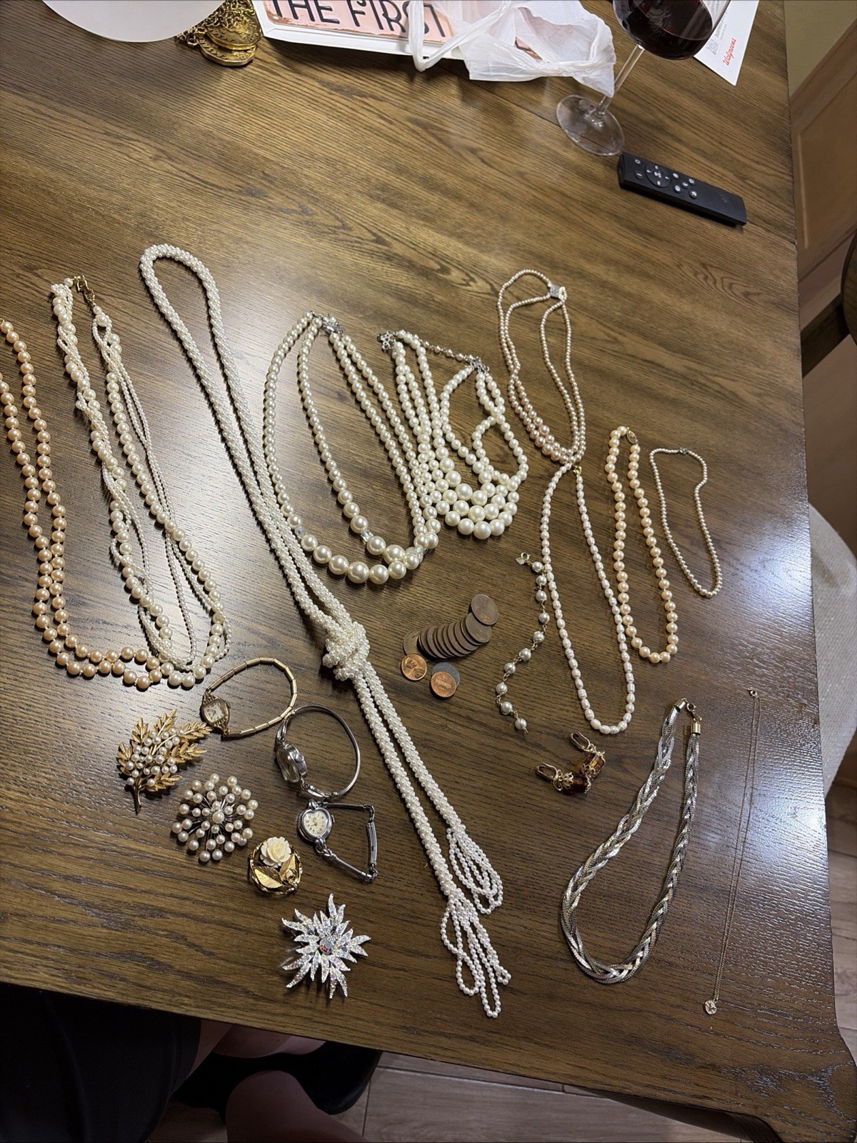 Costume Jewelry Items Vintage to Now Mixed Lot, All Wearable 17 Pieces