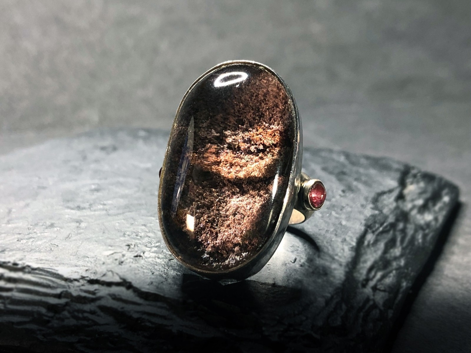 Vtg UNIQUE Modernist Era Large PHANTOM QUARTZ Bulging Cab Sterling Silver Ring