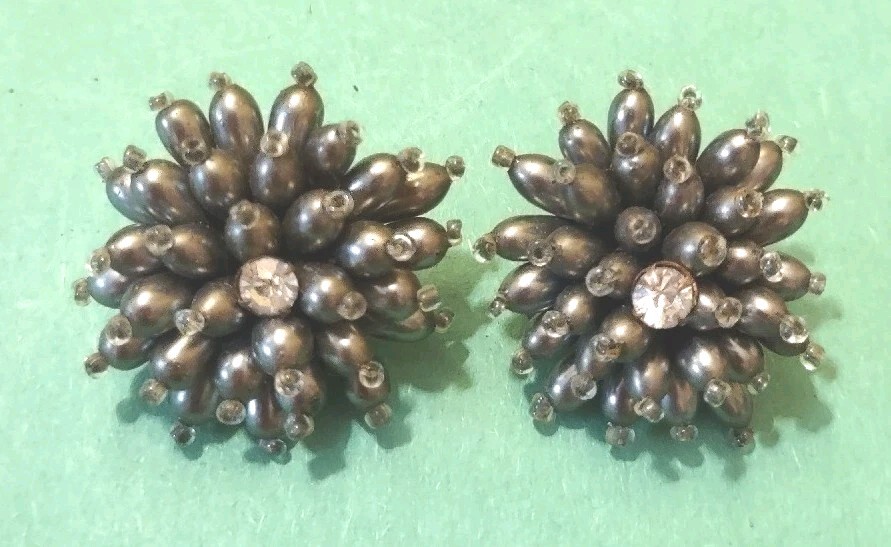 Vintage JAPAN Silver Pearl & CLEAR Stone Earrings in Gold Tone