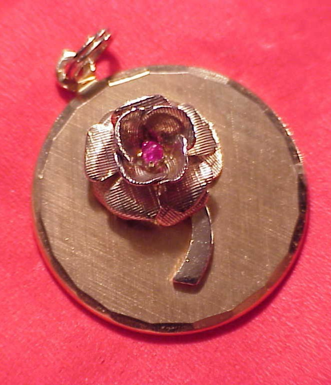 VINTAGE 40TH ANNIVERSARY GOLD FILLED ROSE RUBY MEDALLION Designed 1 1/16″ Charm