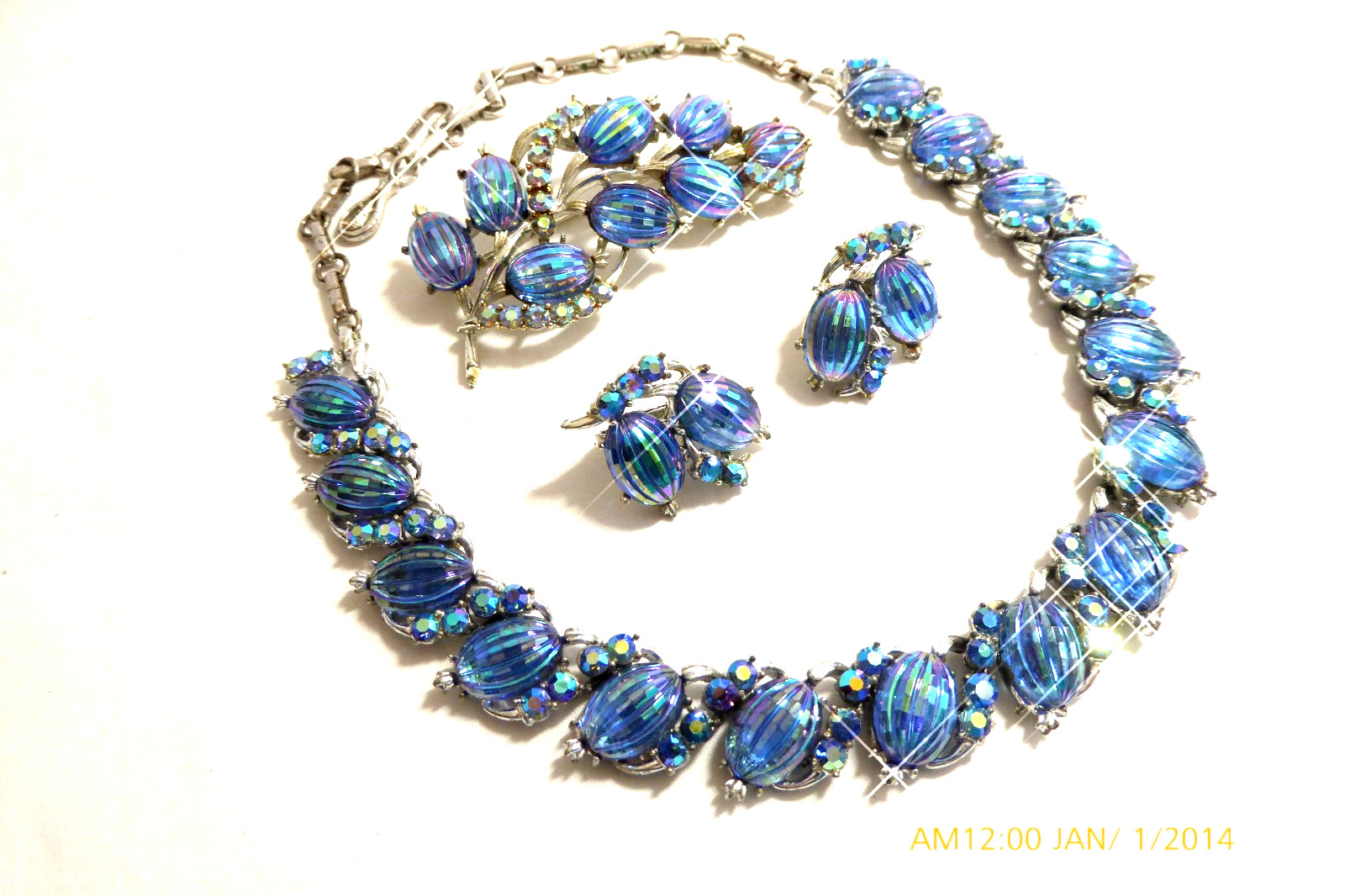 RARE VTG CORO BLUE RIBBED AB GLASS RHINESTONE NECKLACE BROOCH EARRINGS SET