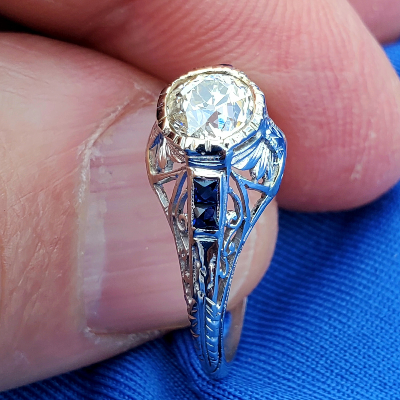 Original EARTH MINED DIAMOND Sapphire Deco Engagement Ring PLATINUM Solitaire 6