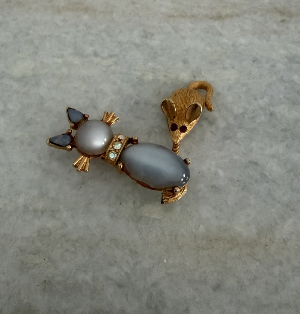 Vintage Jelly Belly Cat and Mouse Trembler Brooch Pin Very Good Condition