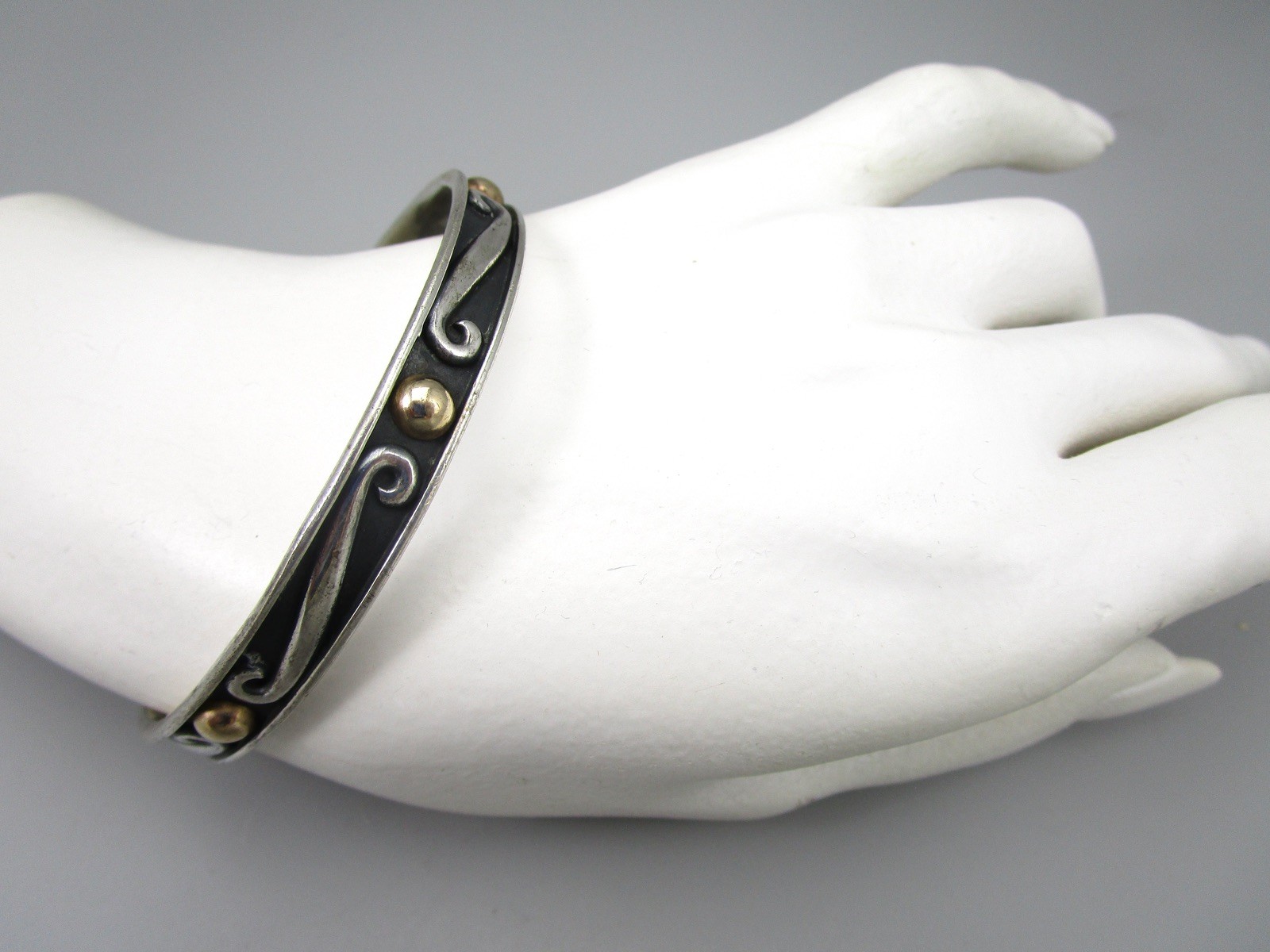 BEAUTIFUL JAMES AVERY STERLING 14K SCROLL GOLD DOT BRACELET SZ 7.75