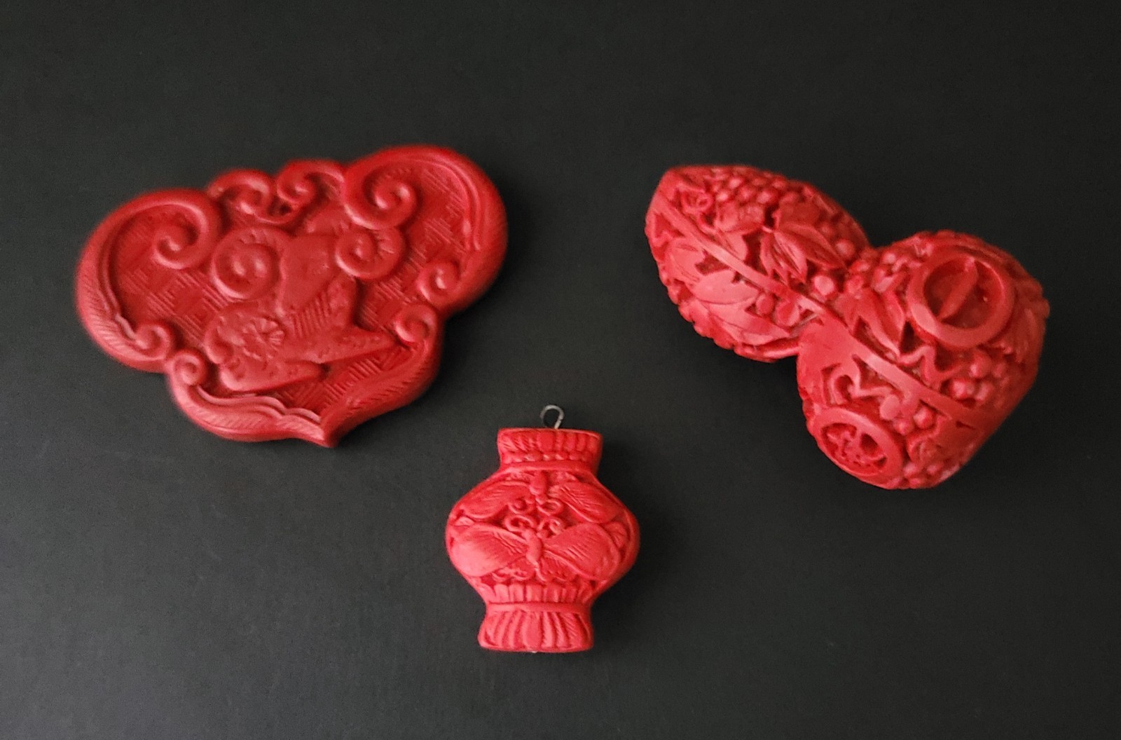 Cinnabar Chinese Pendants 90s Vintage Lot Of 3